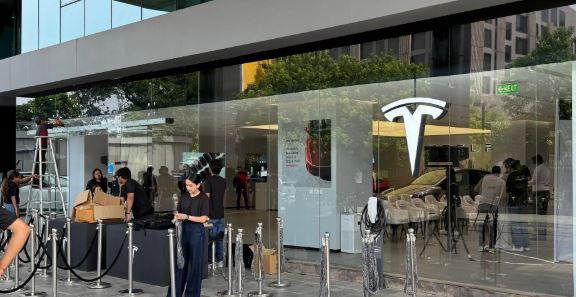 Tesla-India-second-showroom